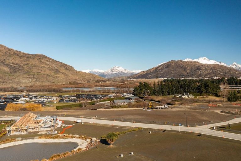 Photo of property in 11 Kahiwi Drive, Lower Shotover, Queenstown, 9304