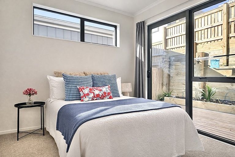 Photo of property in 6 Taukahiwi Road, Pukekohe, 2120