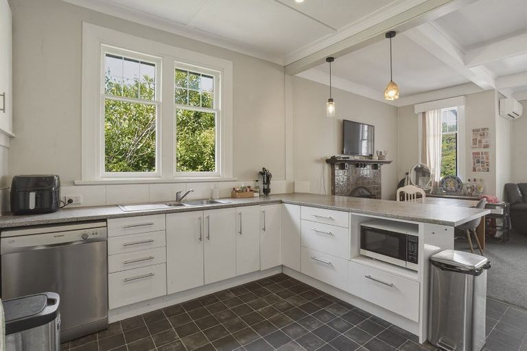 Photo of property in 18 Lachlan Avenue, North Dunedin, Dunedin, 9016