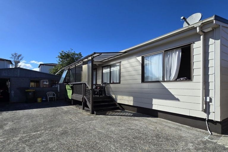 Photo of property in 13 Duggan Avenue, Mangere, Auckland, 2022