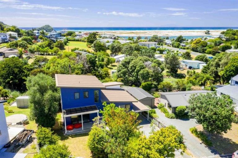 Photo of property in 8 Taranui Place, Mangawhai Heads, Mangawhai, 0505