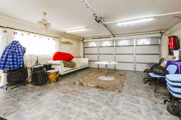 Photo of property in 32 Avis Avenue, Papatoetoe, Auckland, 2025