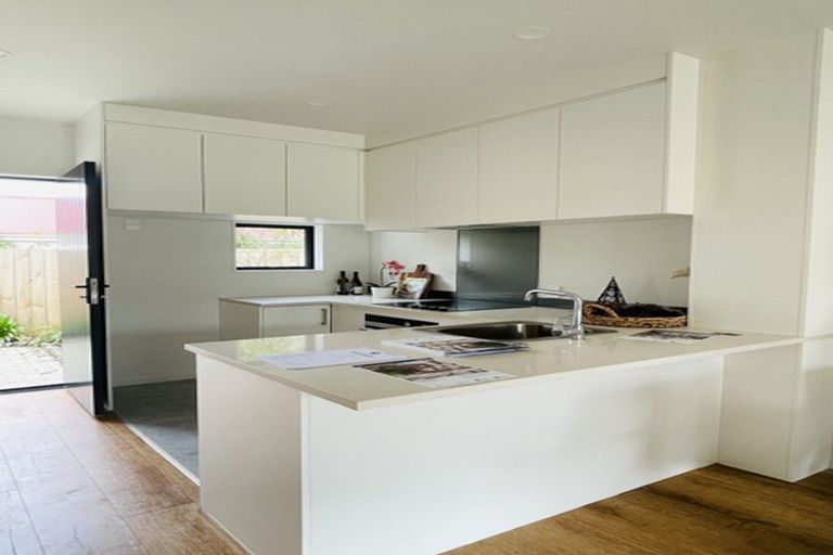 Photo of property in 11/54 Swanson Road, Henderson, Auckland, 0610