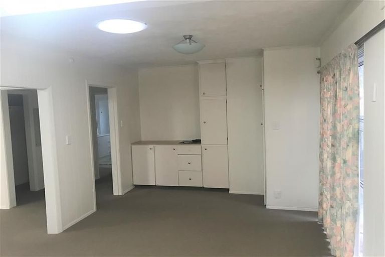 Photo of property in 29 Wainuiomata Road, Wainuiomata, Lower Hutt, 5014