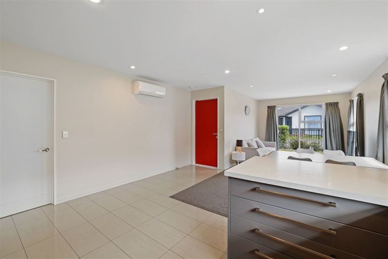 Photo of property in 10 Capil Court, Halswell, Christchurch, 8025