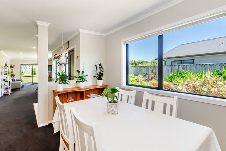 Photo of property in 5 Te Wiremu Lane, Otaki, 5512