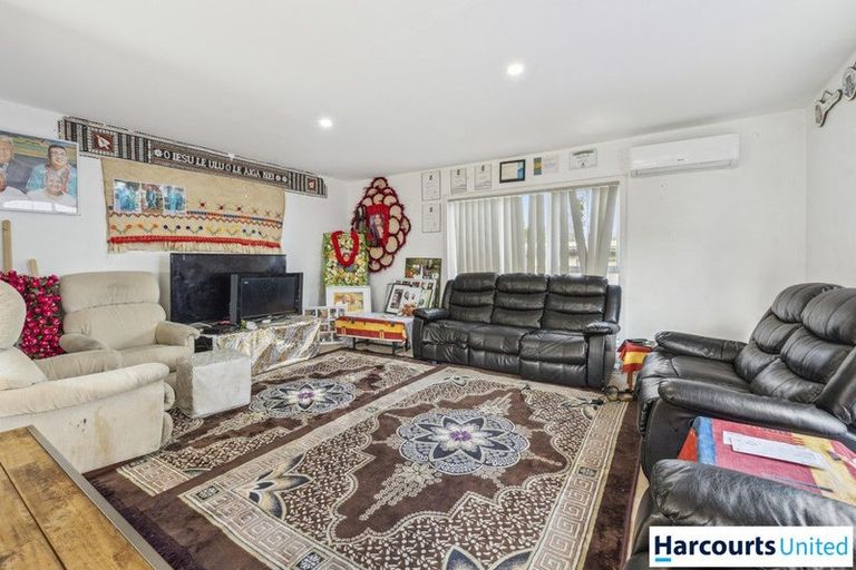 Photo of property in 90a Alfriston Road, Manurewa East, Auckland, 2102