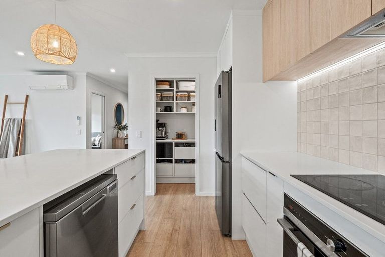 Photo of property in 37 Myles Way, Lower Shotover, Queenstown, 9304