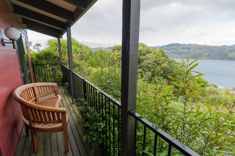 Photo of property in 52 Kauri Street, Ravensbourne, Dunedin, 9022