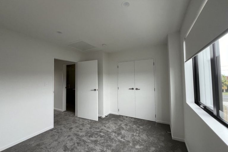 Photo of property in 7 Paetai Lane, Te Atatu Peninsula, Auckland, 0610
