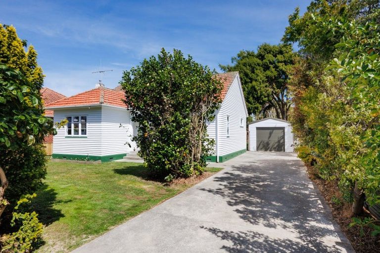 Photo of property in 258 College Street, West End, Palmerston North, 4412