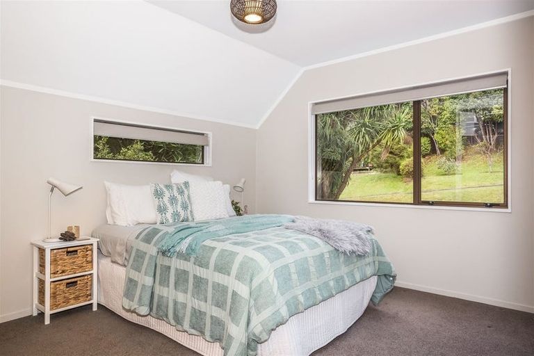 Photo of property in 14 Furneaux Grove, Whitby, Porirua, 5024