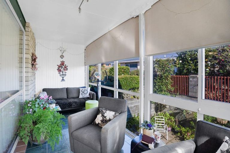 Photo of property in 6 Norwich Avenue, Spotswood, New Plymouth, 4310