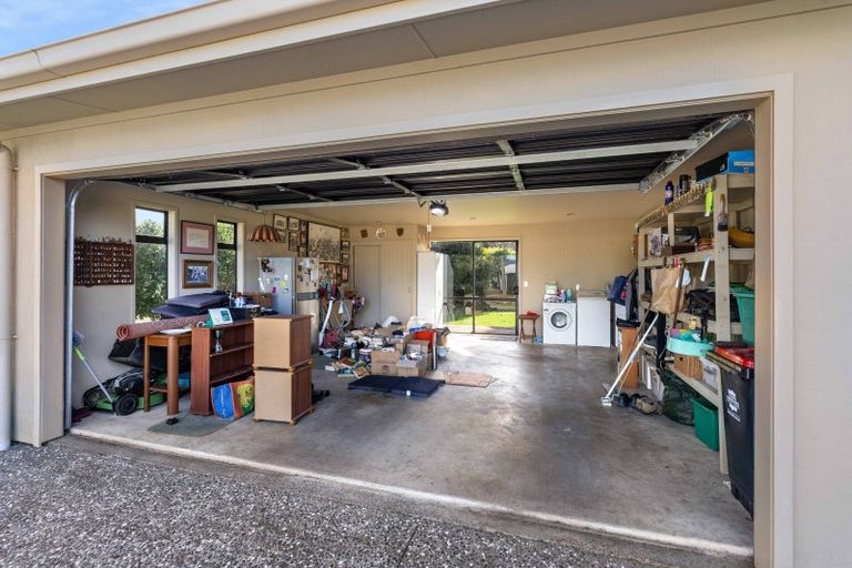 Photo of property in 10 Willow Grove, Tairua, 3508