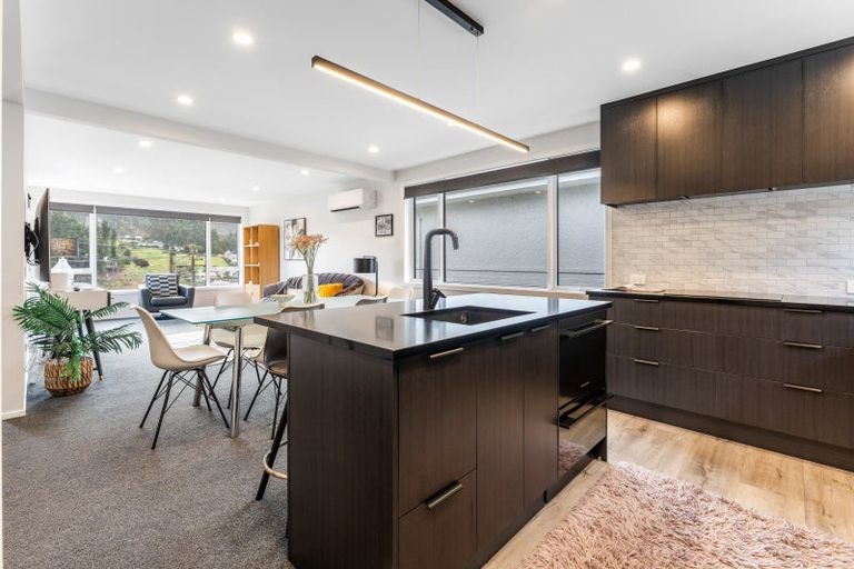 Photo of property in 94 Hocken Street, Kenmure, Dunedin, 9011