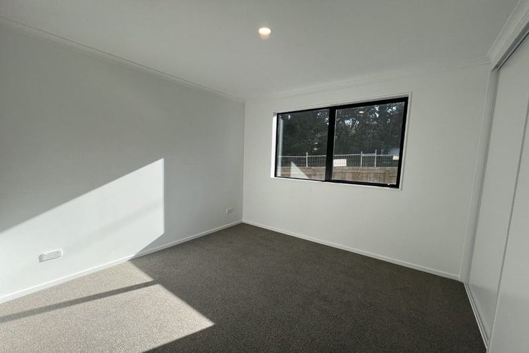 Photo of property in 71 Vipond Road, Stanmore Bay, Whangaparaoa, 0932