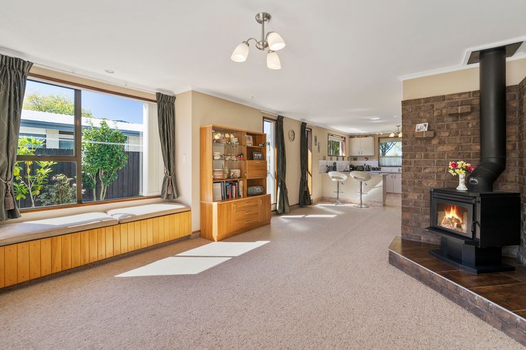 Photo of property in 20 Tyndale Place, Ilam, Christchurch, 8041