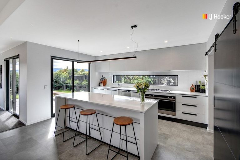 Photo of property in 10 Kinloch Place, Mosgiel, 9024