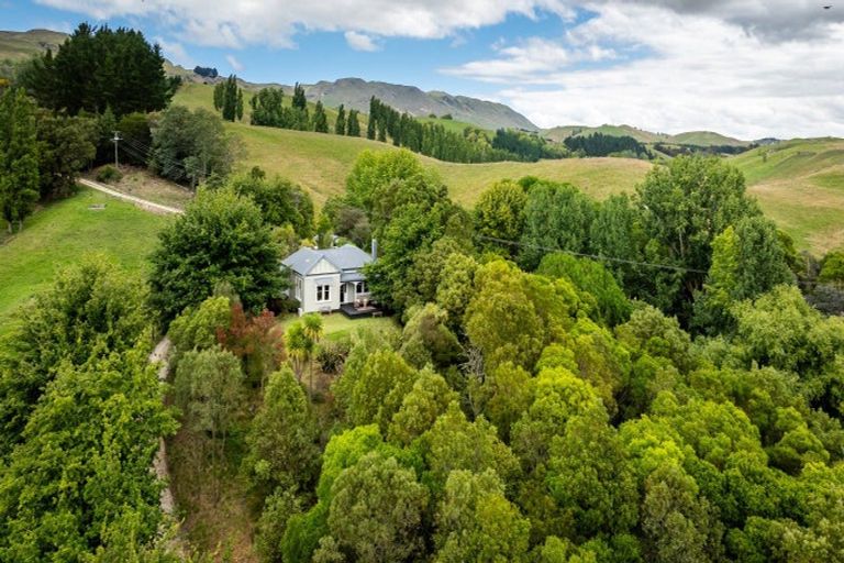 Photo of property in 583a Kahuranaki Road, Kahuranaki, Havelock North, 4295