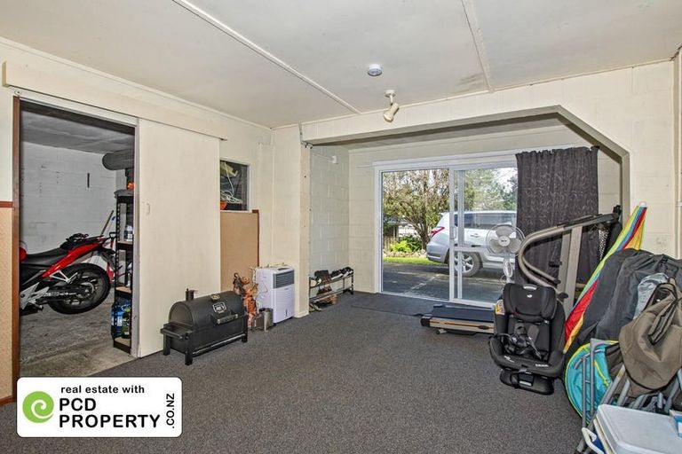 Photo of property in 6 Adams Place, Te Kamo, Whangarei, 0112