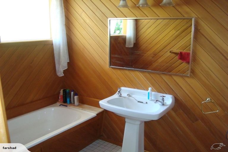 Photo of property in 38a Newnham Terrace, Upper Riccarton, Christchurch, 8041