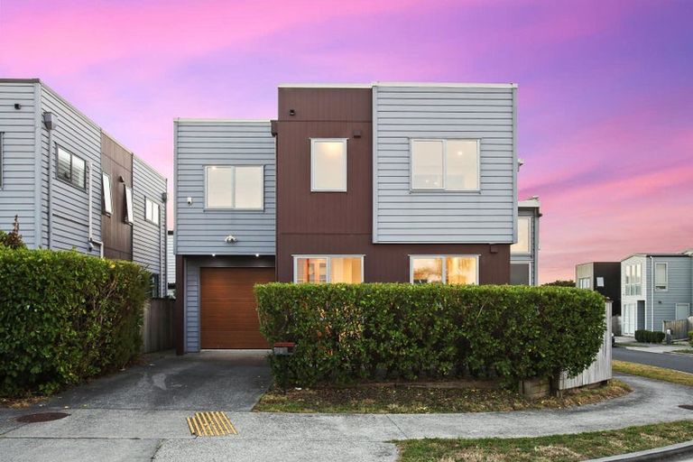 Photo of property in 36 Lockheed Street, Hobsonville, Auckland, 0618