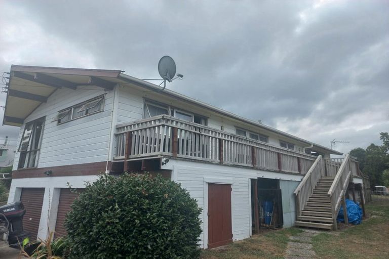 Photo of property in 174 Collins Road, Temple View, Hamilton, 3282