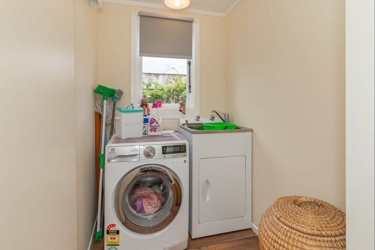 Photo of property in 3 Kauwhata Street, Himatangi Beach, Foxton, 4891