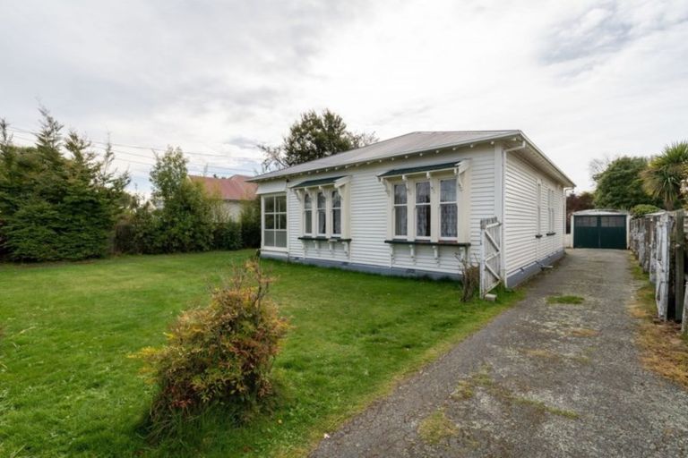 Photo of property in 100 Domain Terrace, Spreydon, Christchurch, 8024