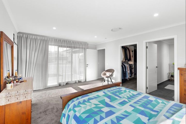 Photo of property in 230 Valley Views, Fitzherbert, Palmerston North, 4472