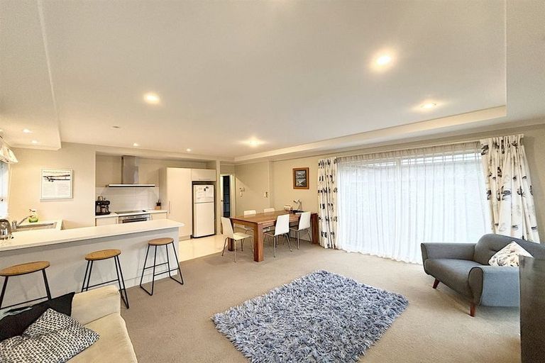 Photo of property in 3/198 Racecourse Road, Sockburn, Christchurch, 8042