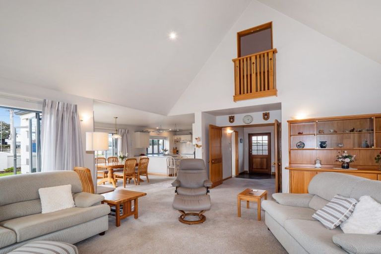 Photo of property in 24 Oceanbeach Road, Mount Maunganui, 3116