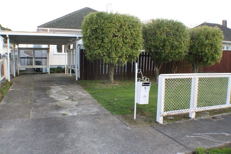 Photo of property in 9 Brown Grove, Fairfield, Lower Hutt, 5011