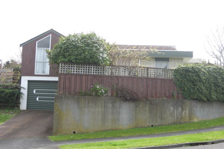 Photo of property in 30 Carlton Terrace, Westown, New Plymouth, 4310