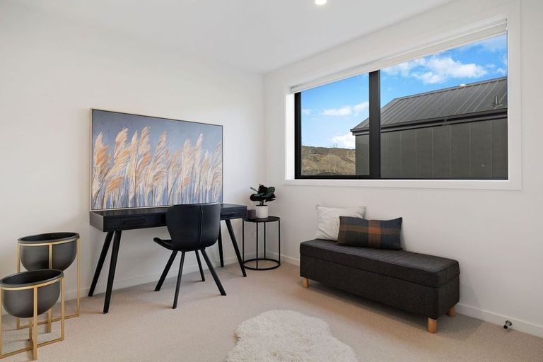 Photo of property in 30 Woods Crescent, Cromwell, 9310