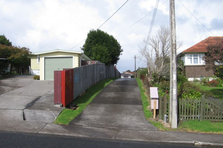 Photo of property in 5a Valdale Road, Henderson, Auckland, 0610