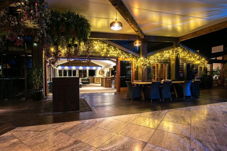 Photo of property in 27-29 Te Toki Road, Ostend, Waiheke Island, 1081