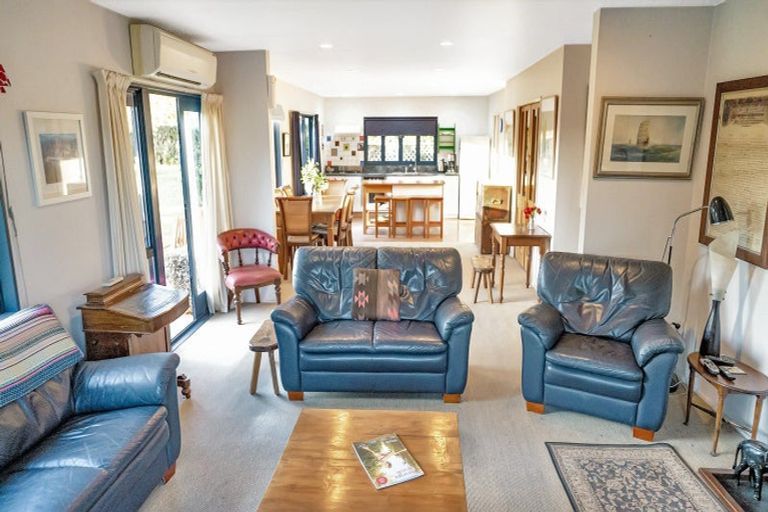 Photo of property in 28 Kibblewhite Road, Masterton, 5810