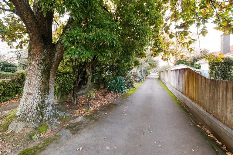 Photo of property in 23 Pahiatua Street, Hokowhitu, Palmerston North, 4410