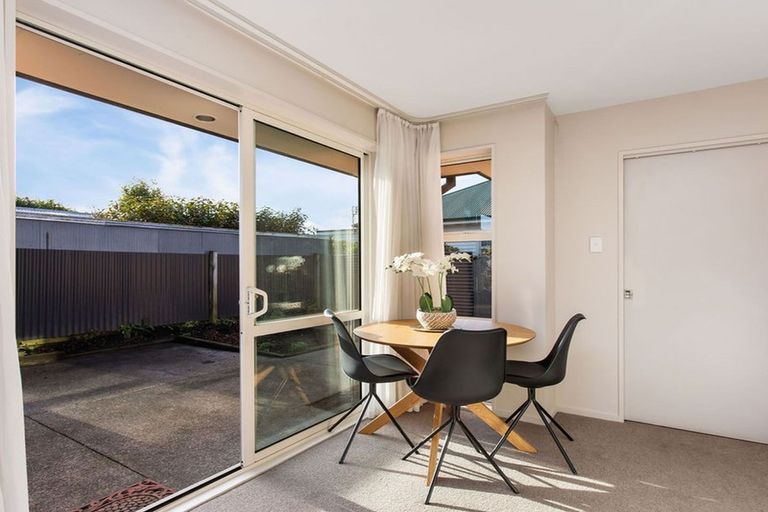 Photo of property in 87c Saint Martins Road, Saint Martins, Christchurch, 8022