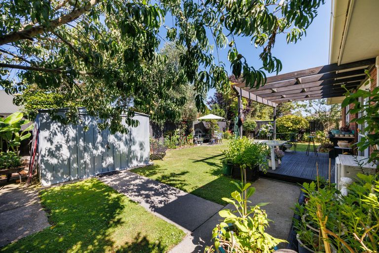 Photo of property in 66 Amberley Avenue, Highbury, Palmerston North, 4412
