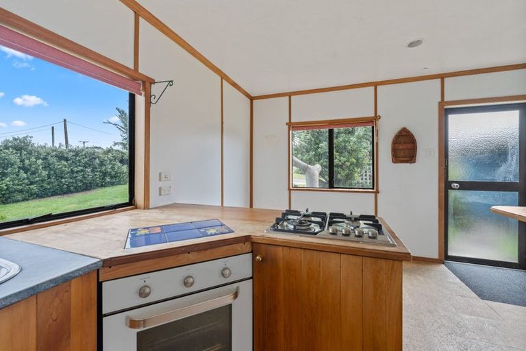Photo of property in 8-10 Kelly Street, Baylys Beach, Dargaville, 0377