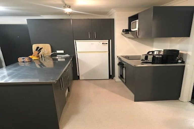 Photo of property in Monvie Apartments, 101/15 Holland Street, Te Aro, Wellington, 6011