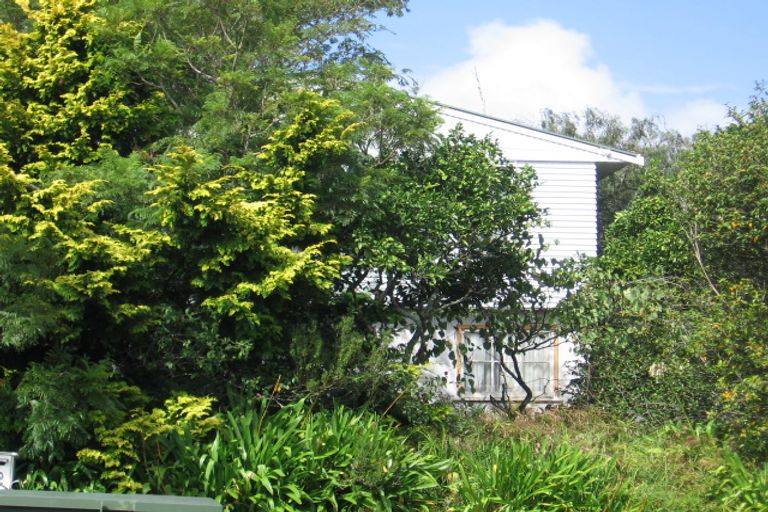 Photo of property in 32 Barbary Avenue, Kelston, Auckland, 0602
