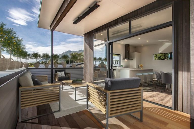 Photo of property in 75 Seddon Street, Waikanae, 5036