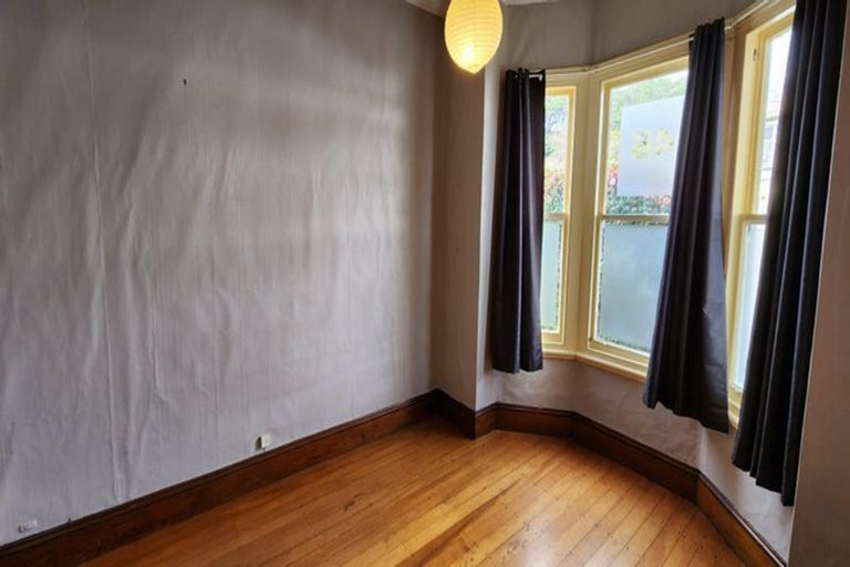 Photo of property in 46 Vivian Street, New Plymouth, 4310