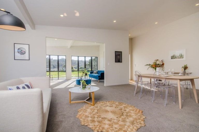 Photo of property in 185 Matua Road, Kumeu, 0810