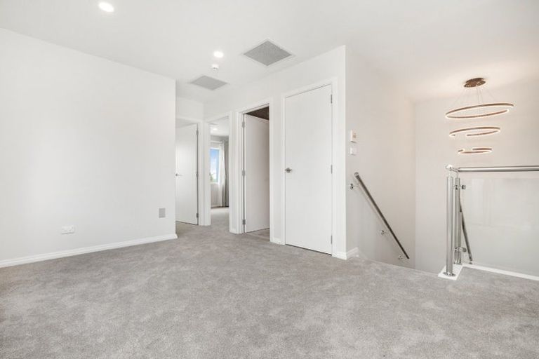 Photo of property in 1a Surrey Street, Manurewa, Auckland, 2102