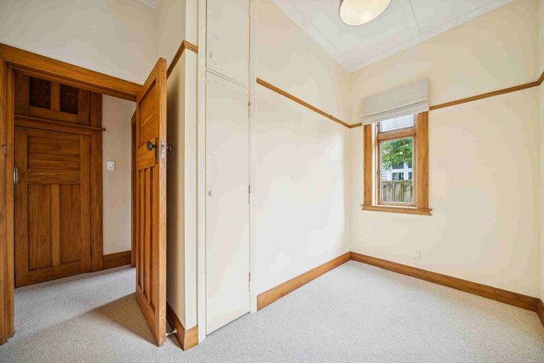Photo of property in 32 Collingwood Street, Waterloo, Lower Hutt, 5011