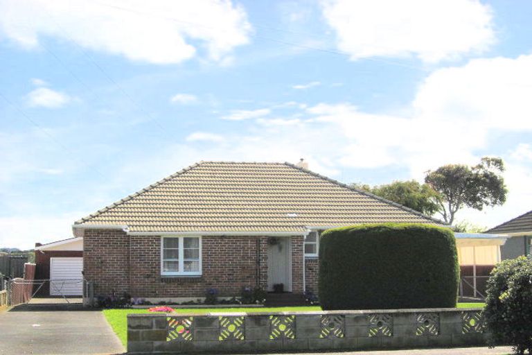 Photo of property in 10 Maire Street, Gonville, Whanganui, 4501